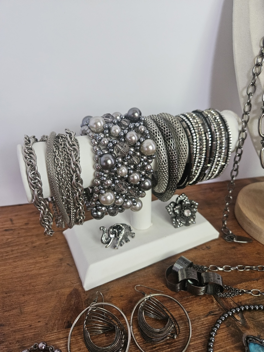 Gunmetal And Silver-tone Jewelry Lot Estate Vintage To Modern Chains And Beads - Picture 4 of 7